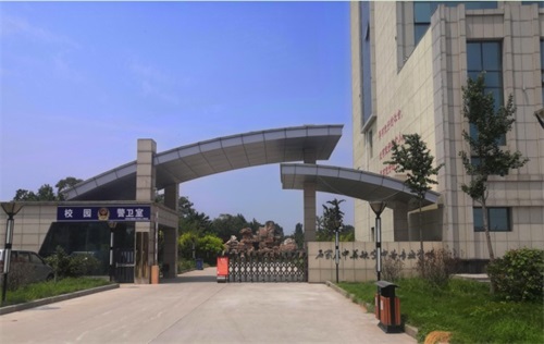  石家莊中英航空學(xué)校學(xué)費(fèi)貴嗎？   
