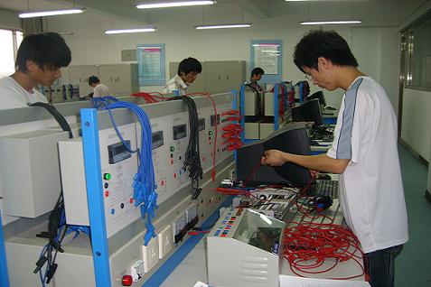煙臺機(jī)電學(xué)校有哪些？