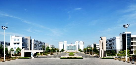 日照市技師學(xué)院學(xué)電子技術(shù)應(yīng)用怎么樣？