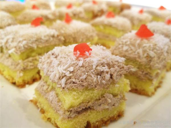 中西糕點(diǎn)無(wú)所不能，就在邢臺(tái)荔枝村烘焙專修學(xué)校！