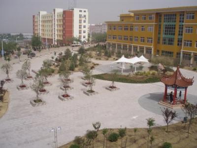 青島求實(shí)職業(yè)技術(shù)學(xué)院設(shè)施完善嗎？就業(yè)有保障嗎？