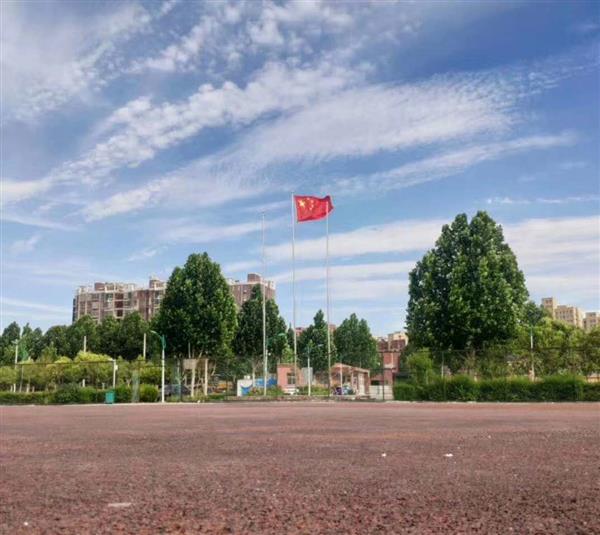 鄭州有正規(guī)的計算機學(xué)校嗎？