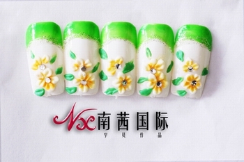  濰坊有學美甲的課程嗎？   