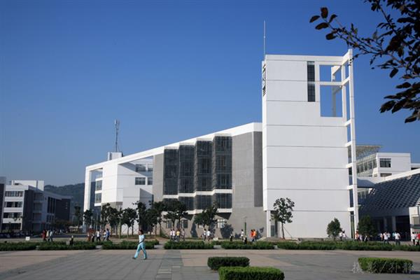 日照職業(yè)技術(shù)學(xué)院開設(shè)了哪些專業(yè)？