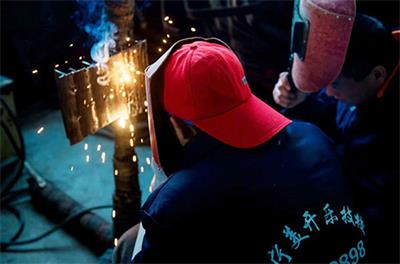 濟寧美開樂技校有電工專業(yè)嗎？   