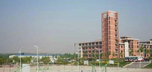 與同類院校相比，泰安技師學(xué)院都有哪些優(yōu)勢(shì)？